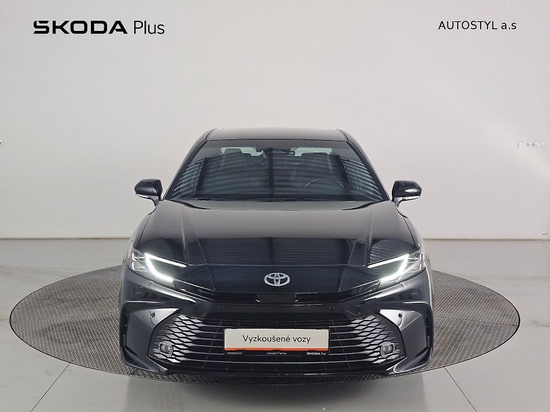 Toyota Camry (2025) 2.5HEV 230k PRESTIGE - fotka 4 z 27