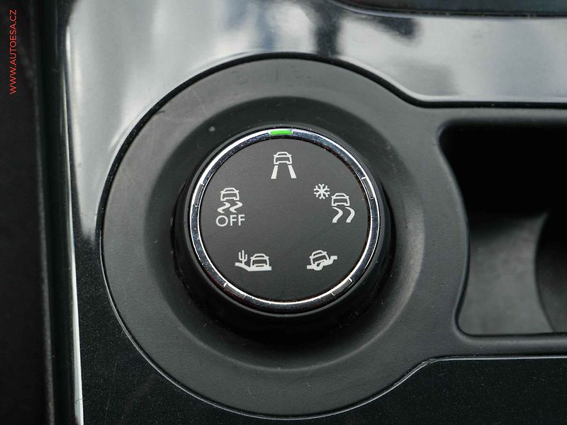 Peugeot 3008 (2015) 1.6HDi, AT, TZ, navi - fotka 13 z 22