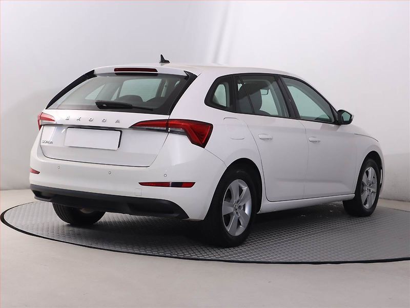 Škoda Scala (2022) Ambition 1.0 TSI, Serv.kniha - fotka 5 z 23