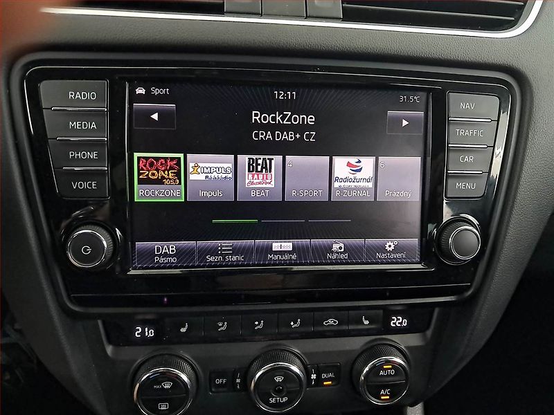 Škoda Octavia (2014) RS 2.0 TSI, Automat - fotka 13 z 22