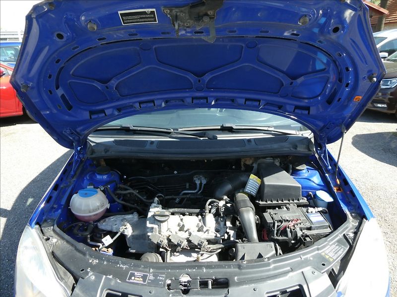 Škoda Fabia 1,2 HTP klimatizace - fotka 23 z 28