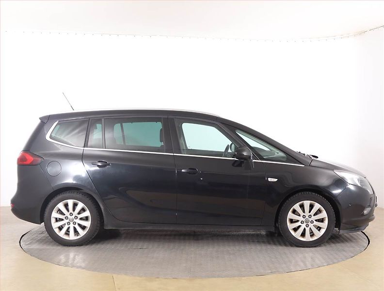 Opel Zafira (2017) 2.0 CDTI, 7 míst, Serv.kniha - fotka 6 z 19