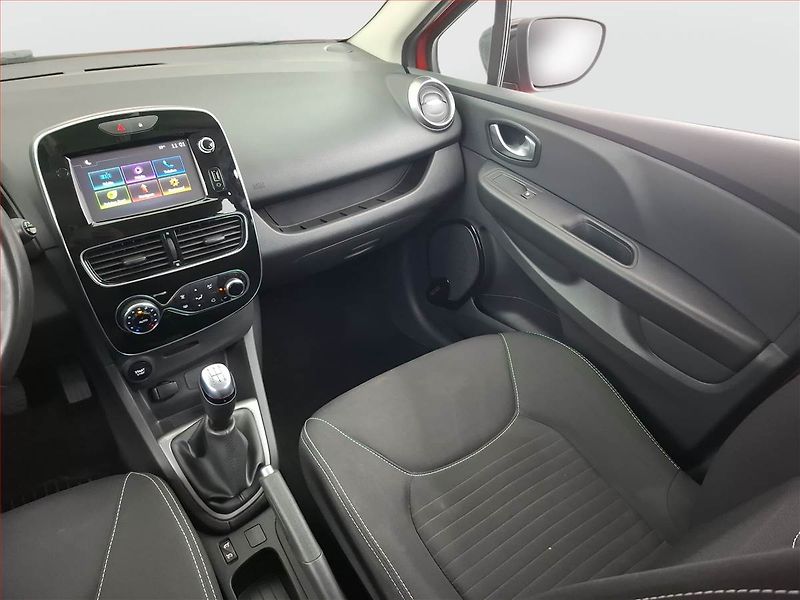 Renault Clio (2018) 1.2 16V, Navi, Tempomat - fotka 8 z 17