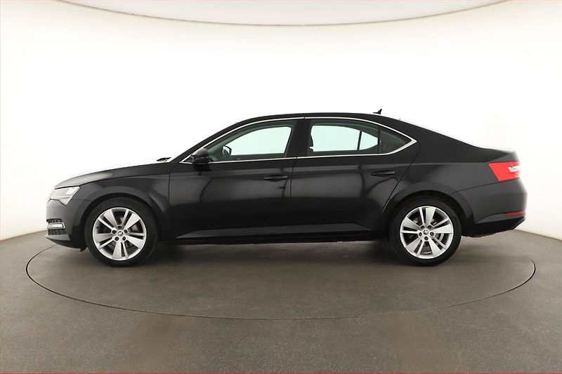 Škoda Superb (2020) Style 2.0 TDI, Automat, ČR - fotka 3 z 20