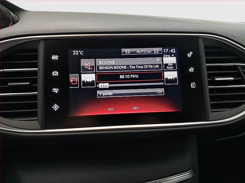 Peugeot 308 (2016) GT Line 2.0 BlueHDi GT - fotka 12 z 20