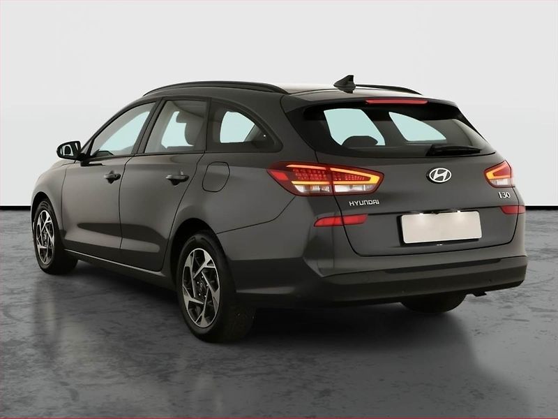 Hyundai i30 (2024) Smart 1.0 T-GDI, ČR,1.maj - fotka 4 z 13