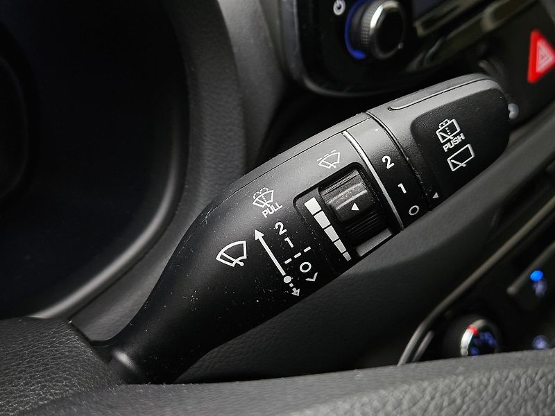Hyundai i30 1,5i, Comfort 16, 1.majitel - fotka 20 z 32