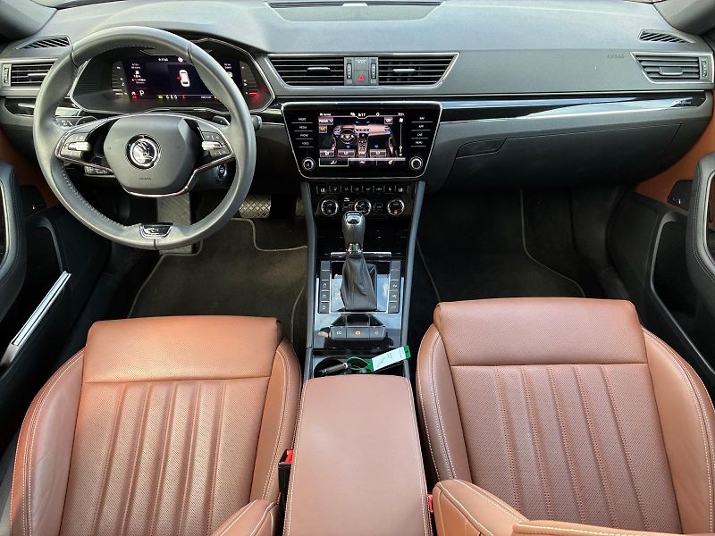 Škoda Superb (2023) L&K 2.0TDI 147kW DSG 4x4 CZ  - fotka 9 z 11