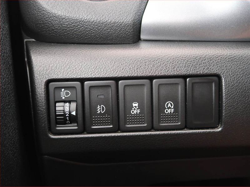Suzuki Vitara (2018) Premium 1.6 VVT, ČR,1.maj - fotka 18 z 21