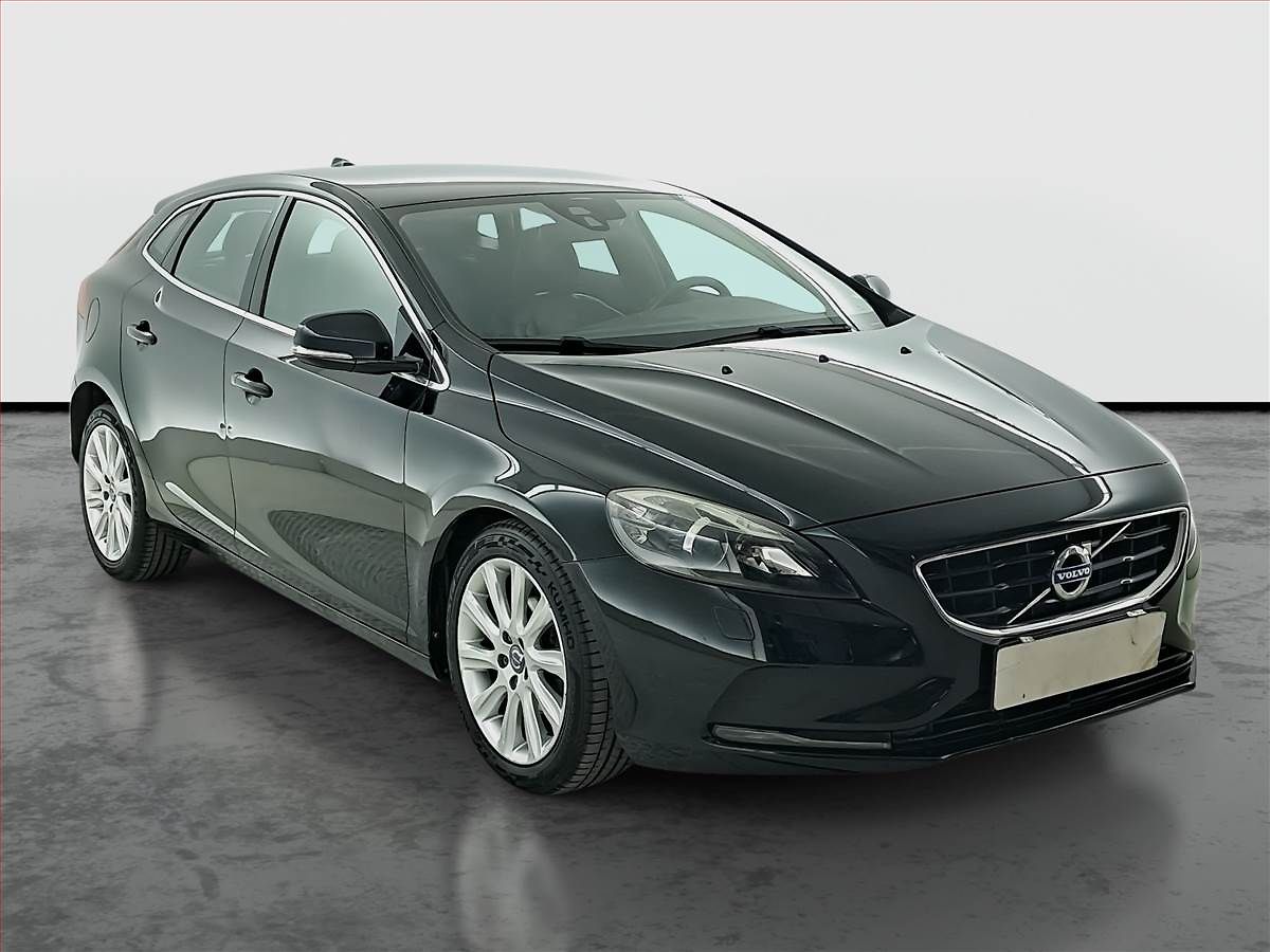 Volvo V40 1.6 D2, Xenony, Tempomat