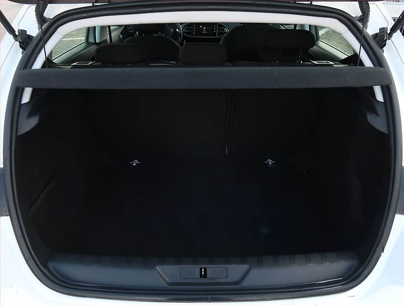 Peugeot 308 (2017) 1.2 PureTech, Serv.kniha, Navi - fotka 14 z 20