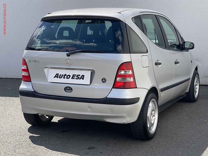 Mercedes-Benz Třídy A (2003) 1.4i 140, AC - fotka 4 z 16