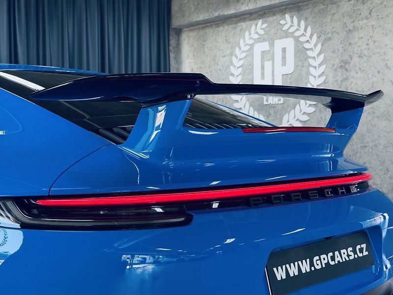 Porsche 911 (2023) 992.1*GTS 4*AERO - fotka 9 z 37