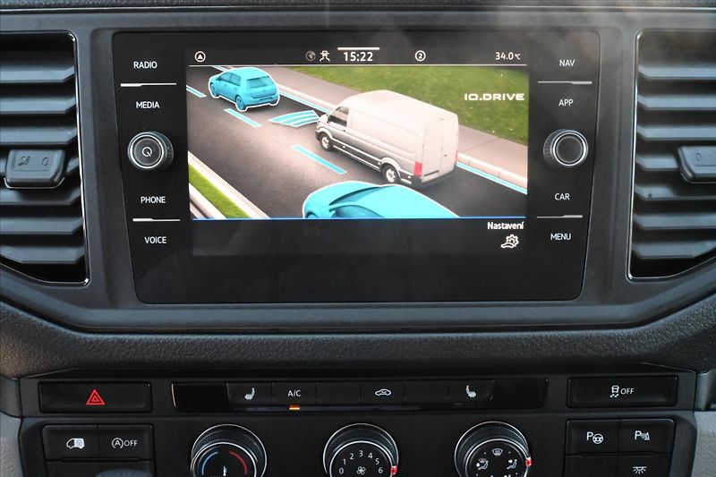 Volkswagen Crafter 2,0 TDI 130kW DSG L2H2 Záruka - fotka 20 z 30