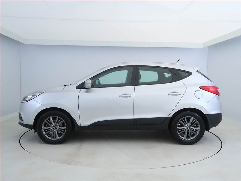 Hyundai ix35 (2014) 2.0 CRDi, 4X4, Kůže, Tempomat - fotka 3 z 18