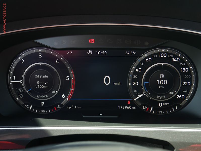 Volkswagen Tiguan (2018) 2.0 TDI 4x4, DSG, LED, navi - fotka 24 z 26