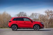 Suzuki Vitara hybrid při první jízdě v českém prostředí