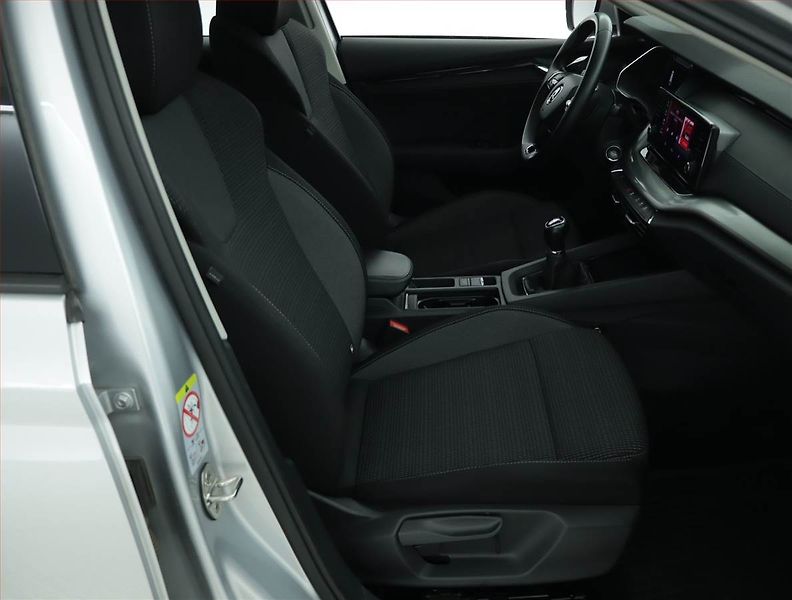 Škoda Octavia (2022) Ambition 2.0 TDI, ČR,1.maj - fotka 9 z 15