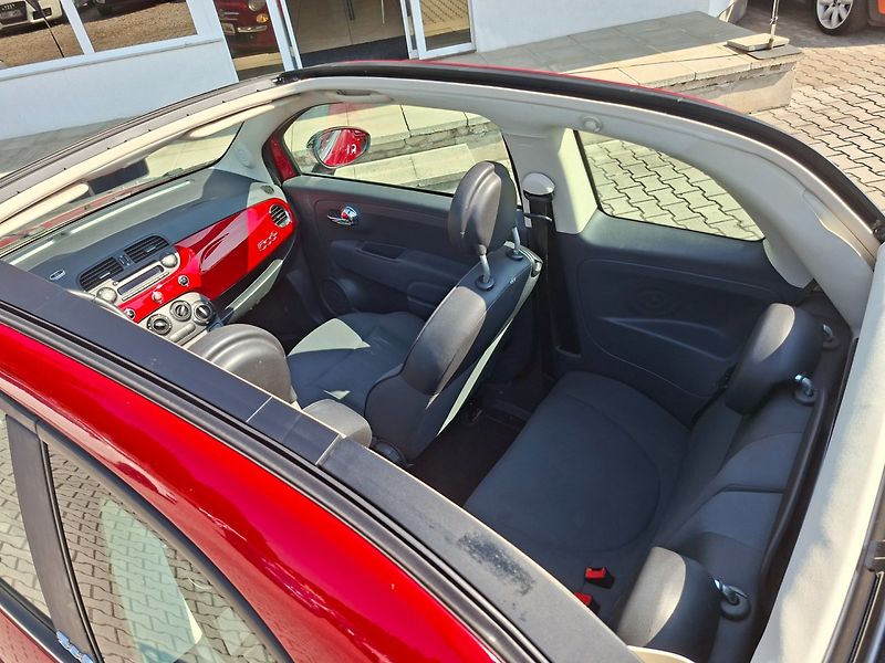 Fiat 500C (2012) 1.2i 51kW -SENZORY-KLIMA - fotka 12 z 37