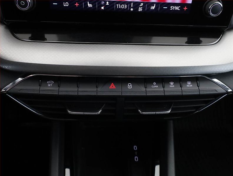 Škoda Octavia (2023) Ambition 2.0 TDI, ČR,1.maj - fotka 12 z 19