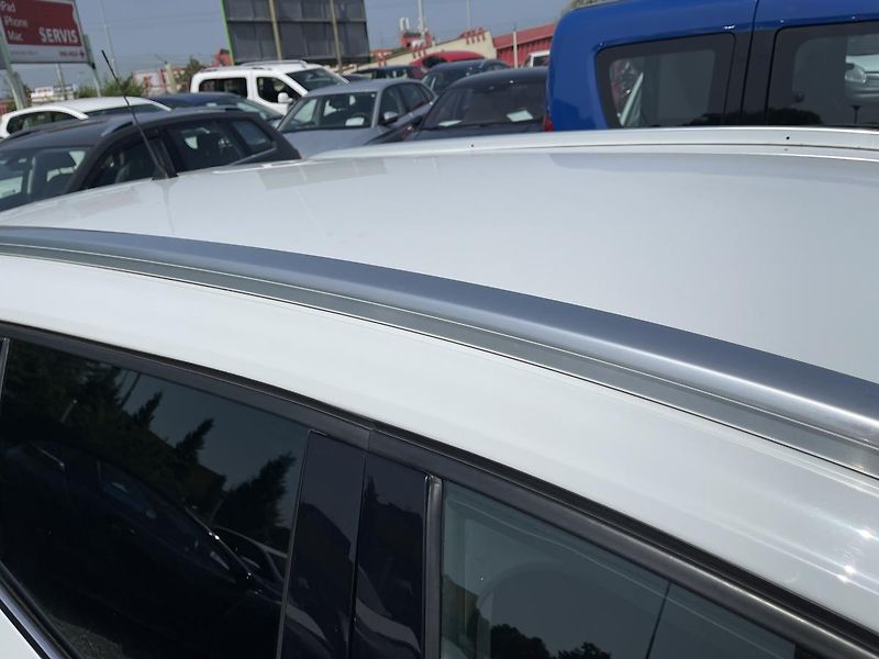 Renault Mégane 1.5 DCi 85 kW LIMITED-DPH-ČR ! - fotka 6 z 38