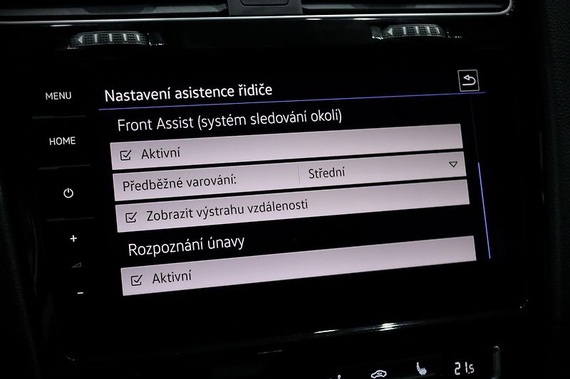 Volkswagen Golf 7 FL Variant 1.4 TSI 92 kW DSG - fotka 21 z 33