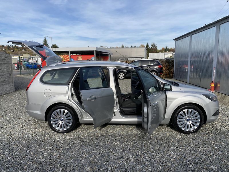 Ford Focus 2.0i 145PS LPG FORD COMBI TOP! - fotka 140 z 170