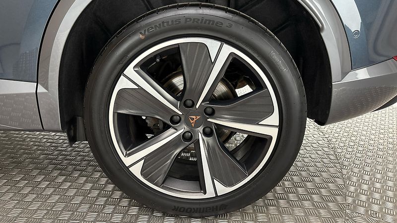 Cupra Formentor 2.0 TSI DSG 4Drive - fotka 19 z 29