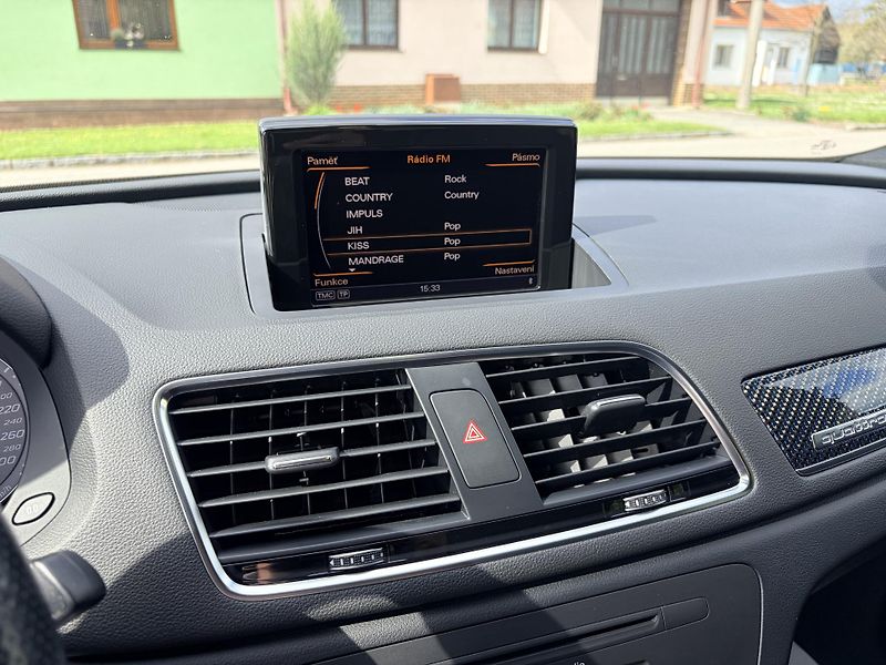 Audi RS Q3 PERFORMANCE 2.5TFSI 270KW  - fotka 20 z 40