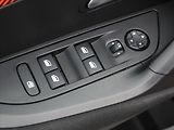 Peugeot 2008 1,2 PT 100k CZ Active 1Maj DPH - náhled 12