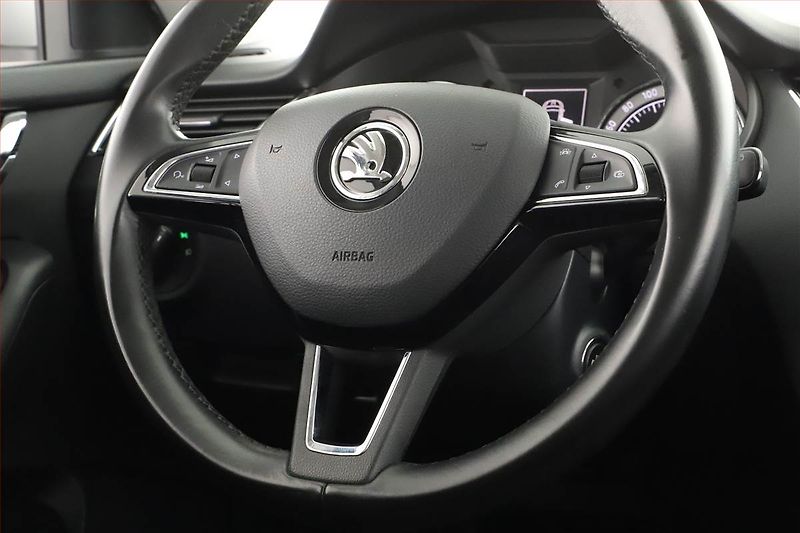 Škoda Octavia (2018) Style 1.6 TDI, Serv.kniha - fotka 8 z 14