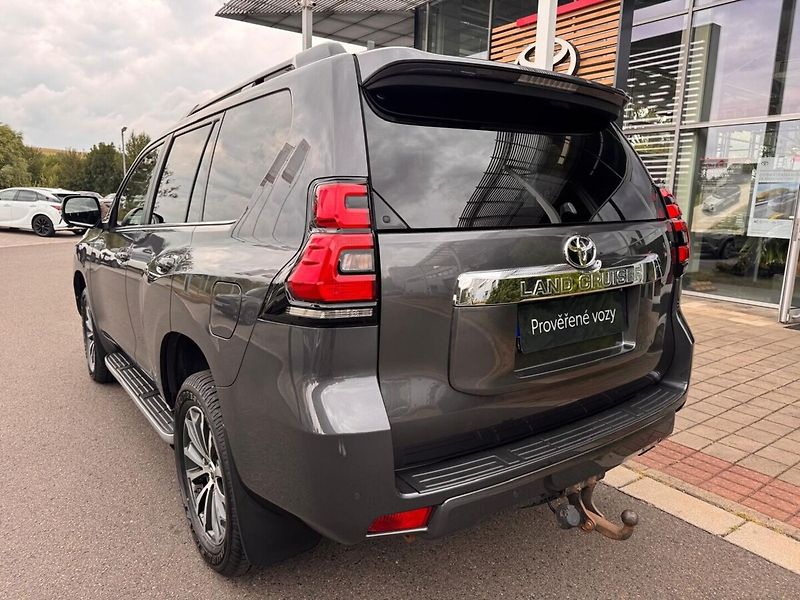 Toyota Land Cruiser - fotka 6 z 14