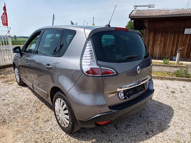 Renault Scénic (2014) 1.2 97kw 114tis Km - fotka 22 z 40