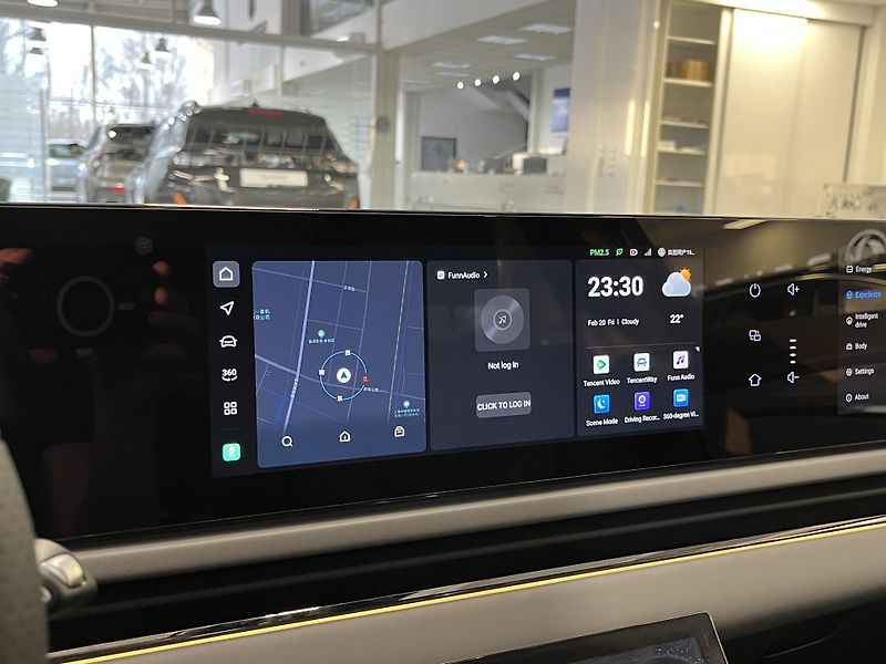Voyah PASSION (2025) PHEV 4x4 - fotka 11 z 20