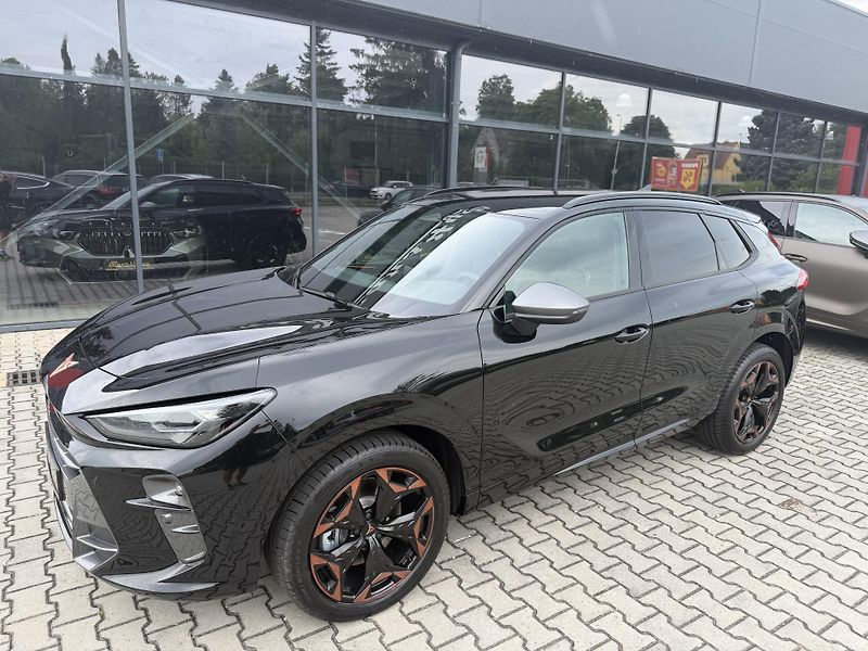 Cupra Terramar (2026) 2.0TSI 150kW 4WD R19 NT ZÁR 5L - fotka 2 z 37