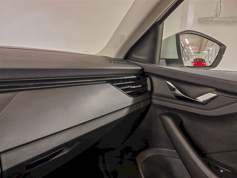 Škoda Scala (2023) 1.5 TSI 110 kW Ambition - fotka 6 z 23
