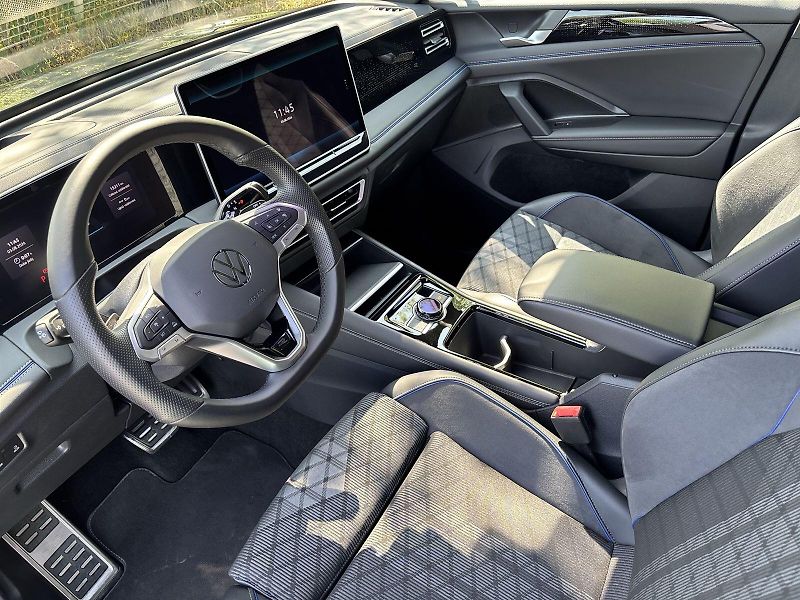 Volkswagen Tiguan (2025) 2.0 TDI 4Motion DSG R-Line Peo - fotka 7 z 33