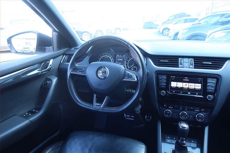Škoda Octavia (2015) RS 2.0 TDI, Automat - fotka 7 z 23