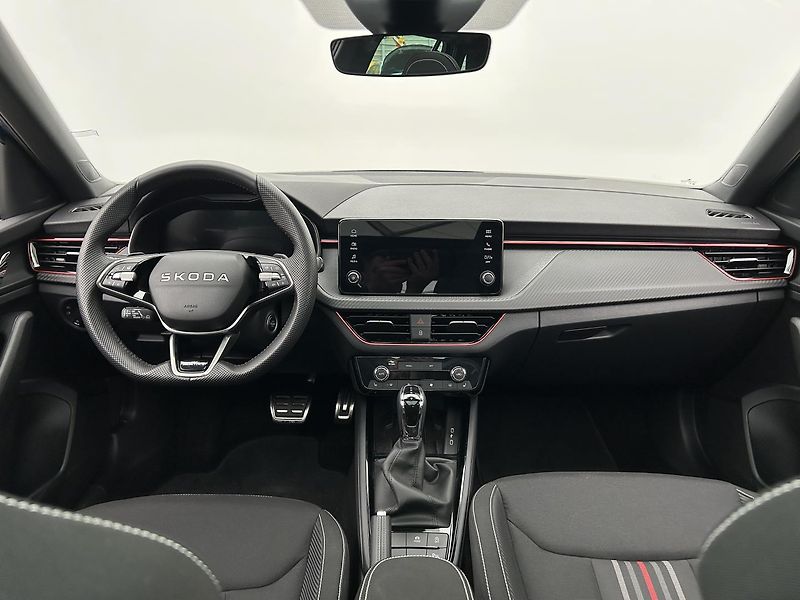 Škoda Kamiq 1.5 TSI Monte Carlo - fotka 5 z 29