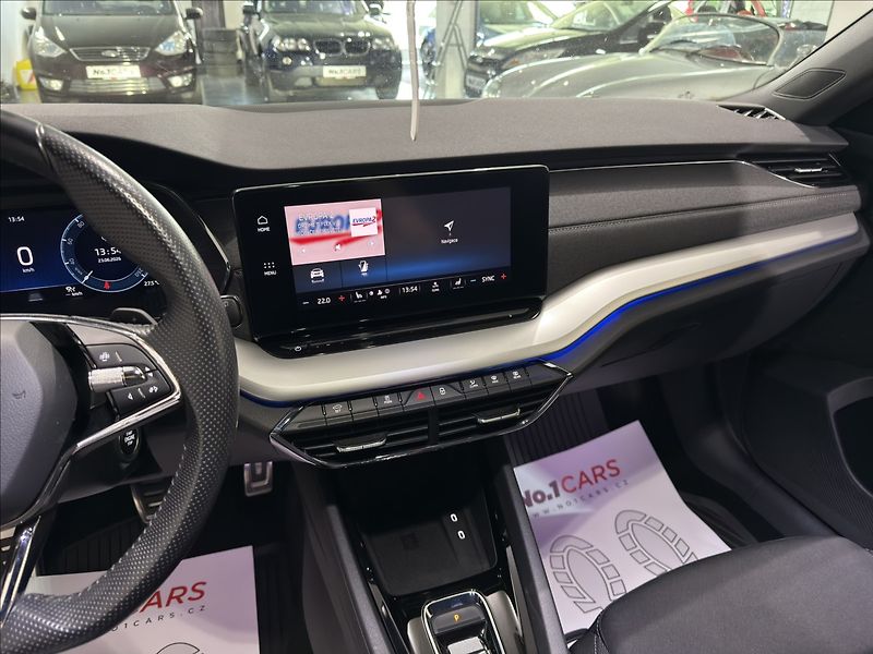 Škoda Octavia 2,0   TDI DSG REZERVACE - fotka 12 z 29