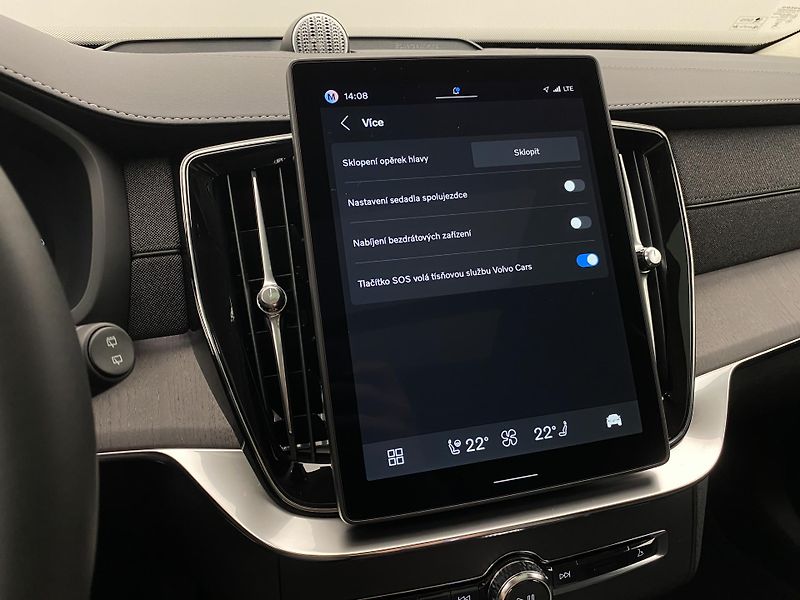 Volvo XC90 (2026) T8 AWD RECHARGE DARK ULTRA - fotka 63 z 76