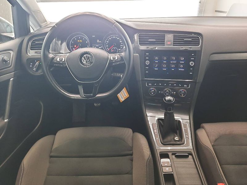 Volkswagen Golf (2019) Maraton Edition 1.5 TSI (96kW1 - fotka 11 z 27