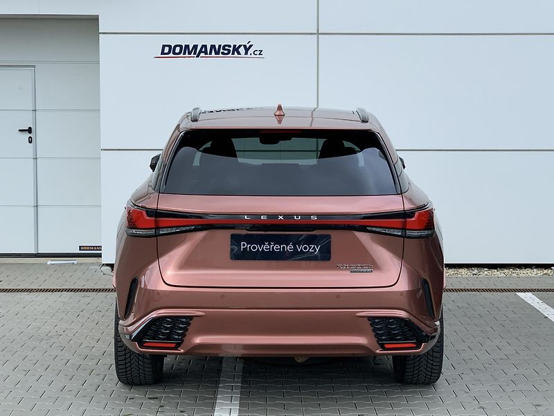 Lexus RX 500h F SPORT PLUS HEV 2.4 273kW 4x4 - fotka 12 z 37
