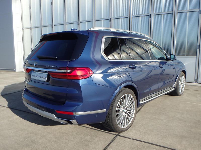 BMW X7 (2022) 4.0 d, INDIVIDUAL - fotka 5 z 26