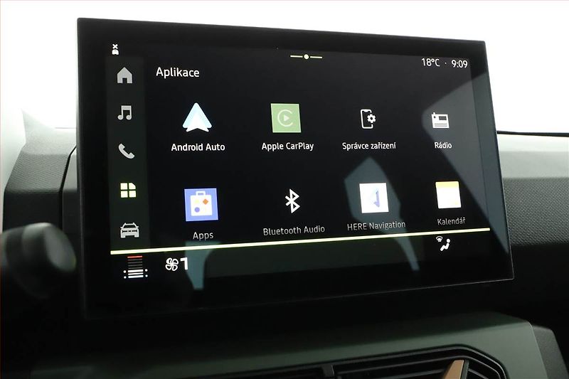 Dacia Spring (2025) Electric 65 (27 kWh), SoH 96% - fotka 16 z 19