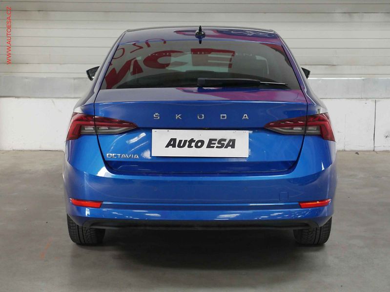 Škoda Octavia (2022) 2.0 TDi, 1.maj,ČR, Style - fotka 5 z 22