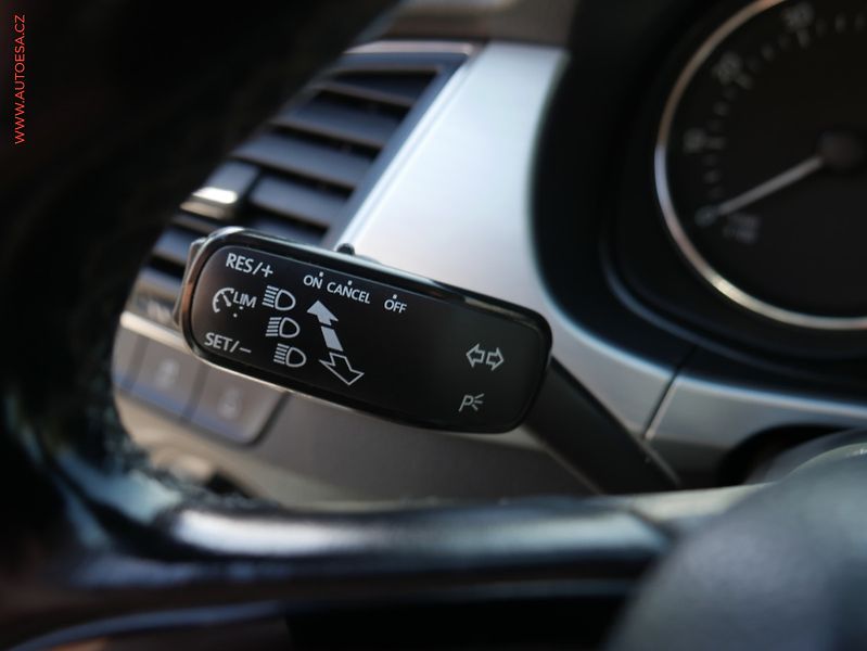 Škoda Fabia (2015) 1.0i, ČR, AC - fotka 14 z 17