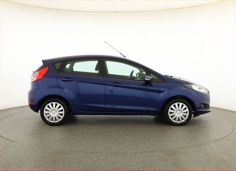 Ford Fiesta (2015) 1.25, Serv.kniha - fotka 6 z 16