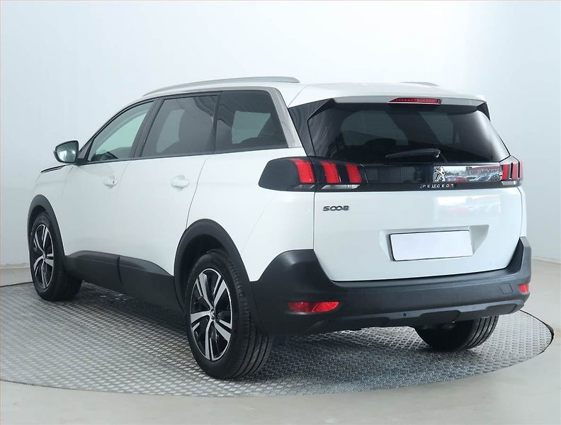 Peugeot 5008 (2020) Active PureTech 130 - fotka 4 z 19