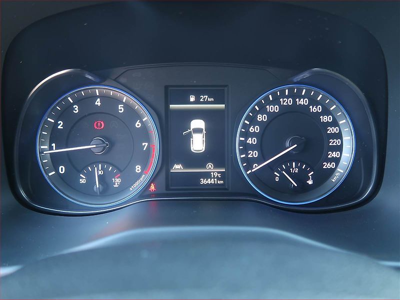 Hyundai Kona (2022) Comfort 1.0 T-GDI, Serv.kniha - fotka 11 z 17